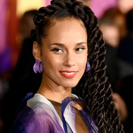 Alicia Keys Wearing Jumbo Twists