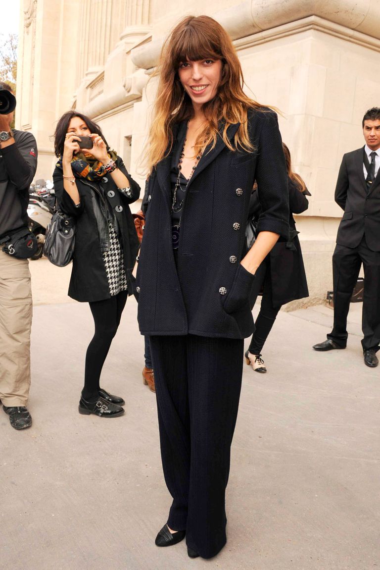 Why Are French Women So Damn Cool? Meet The 17 Chicest French Ladies ...
