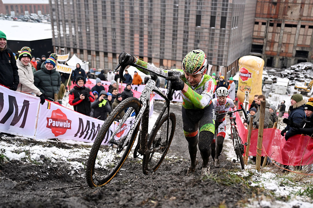BERINGEN, BELGIUM - JANUARY 11: Emiel Verstrynge of Belgium competes during the 109th Belgian National Cyclo-cross Championships 2026, Men&amp;amp;apos;s Elite on January 11, 2026 in Beringen, Belgium. (Photo by Luc Claessen/Getty Images)
