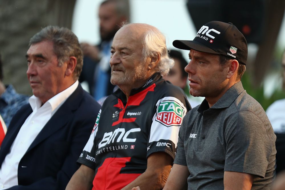 Eddy Merckx (l) Andy Rihs (c) - Propri&eacute;taire du BMC Racing Team and Tour de France winner Cadel Evans (r) attend a press conference to announce Tag Heuer as a new sponsor