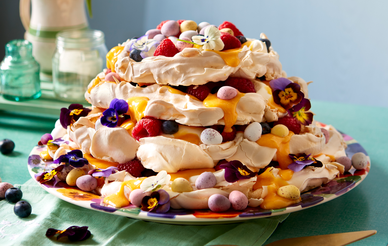 Meringue stack pavlova