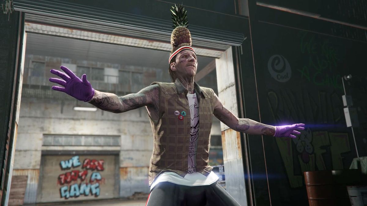 Labrat balances a pineapple on his head in the GTA Online Last Dose missions