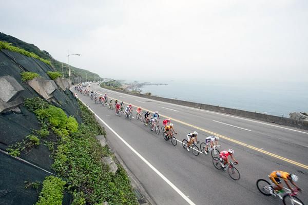 The peloton in action during stage 2 of the Tour de Taiwan.