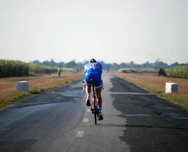The long, lonely road for the individual time trialists