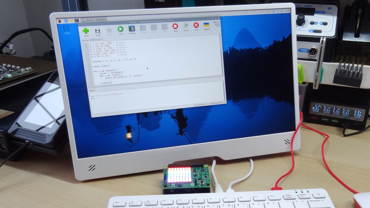 Raspberry Pi Monitor Review: Well-built portable monitor that works with any HDMI-capable device