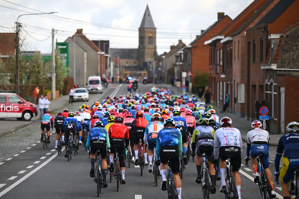 IEPER BELGIUM MARCH 24 A general view of the peloton prior to the 86th GentWevelgem in Flanders Fields 2024 Mens Elite a 2531km one day race from Ieper to Wevelgem UCIWT on March 24 2024 in Ieper Belgium Photo by Tim de WaeleGetty Images