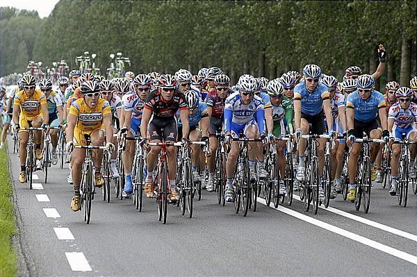 The bunch rolled along at its own pace...