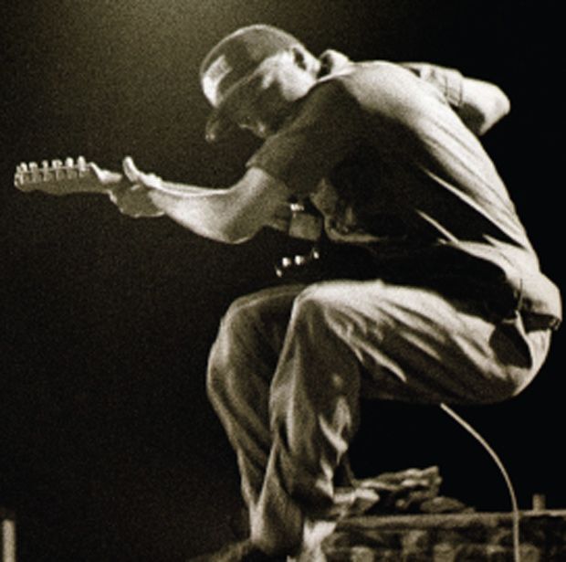 HOW TO SOUND LIKE YOUR HEROES Tom Morello Guitar World