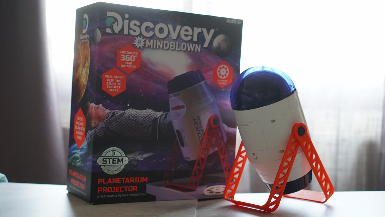 Discovery Space Projector review