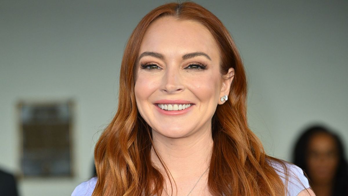 Lindsay Lohan’s lighting is a “focal point” in her bathroom |