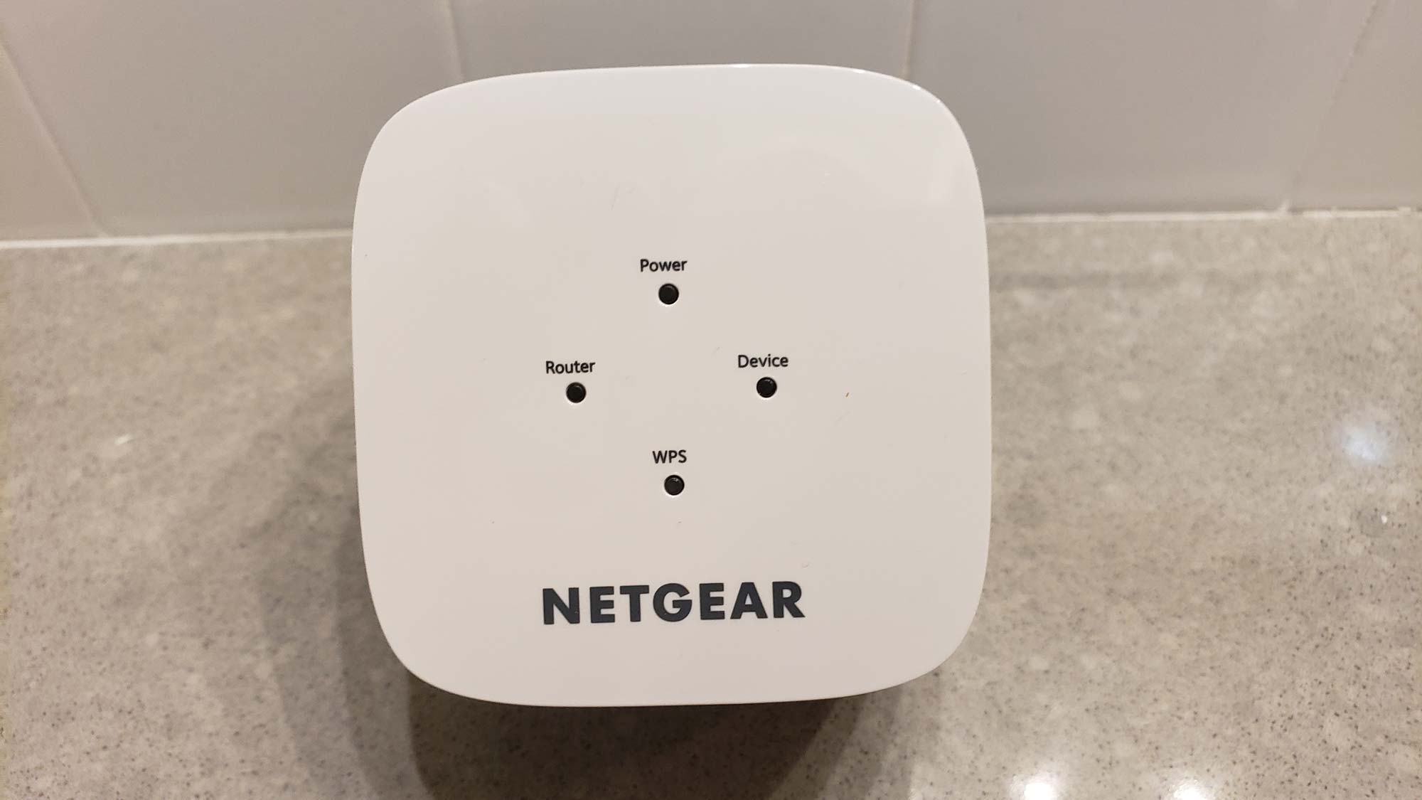 Netgear WiFi Range Extender EX2800 review