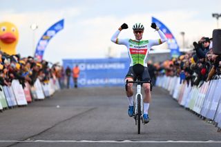 Elite Men - Laurens Sweeck dominates through the sand to win X2O Trophy Koksijde