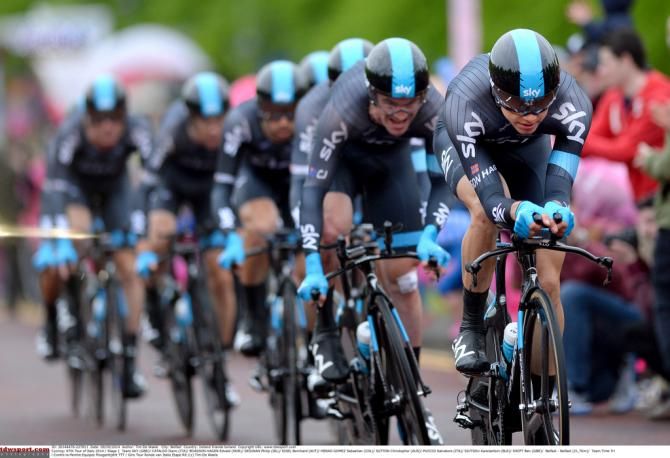 Edvald Boasson Hagen drives the pace for Team Sky