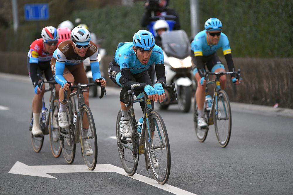 Magnus Cort and Davide Ballerini (Astana) are in the breakaway at Kuurne-Brussel-Kuurne
