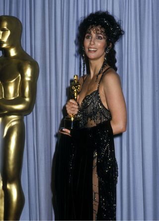 Cher attends the 60th Annual Academy Awards on April 11, 1988 in California