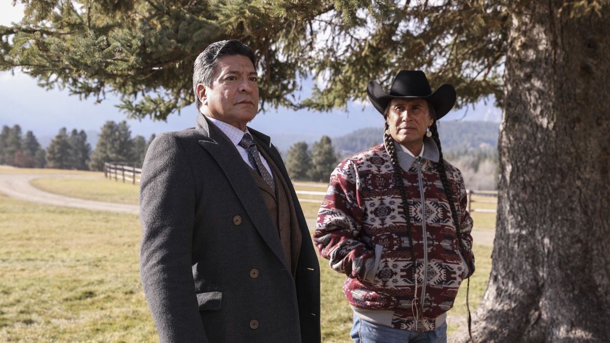 Gil Birmingham and Mo Brings Plenty in Yellowstone