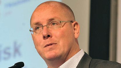 Former rogue trader Nick Leeson speaks addresses a packed audience at a business seminar in Hong Kong on June 03, 2008.The former derivatives trader caused the collapse of the UK's oldest inv