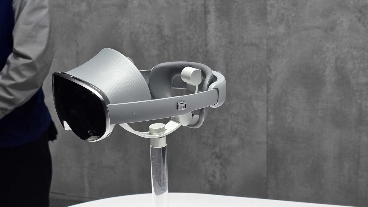 Samsung XR headset