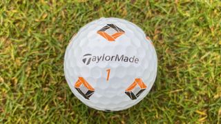 Photo of the TaylorMade 2024 TP5x Golf Ball