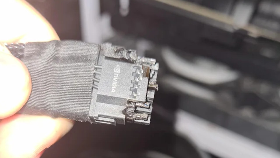 NVIDIA RTX 4090 cable burnt