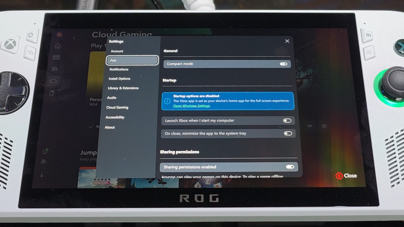 Xbox Ally running full screen mode