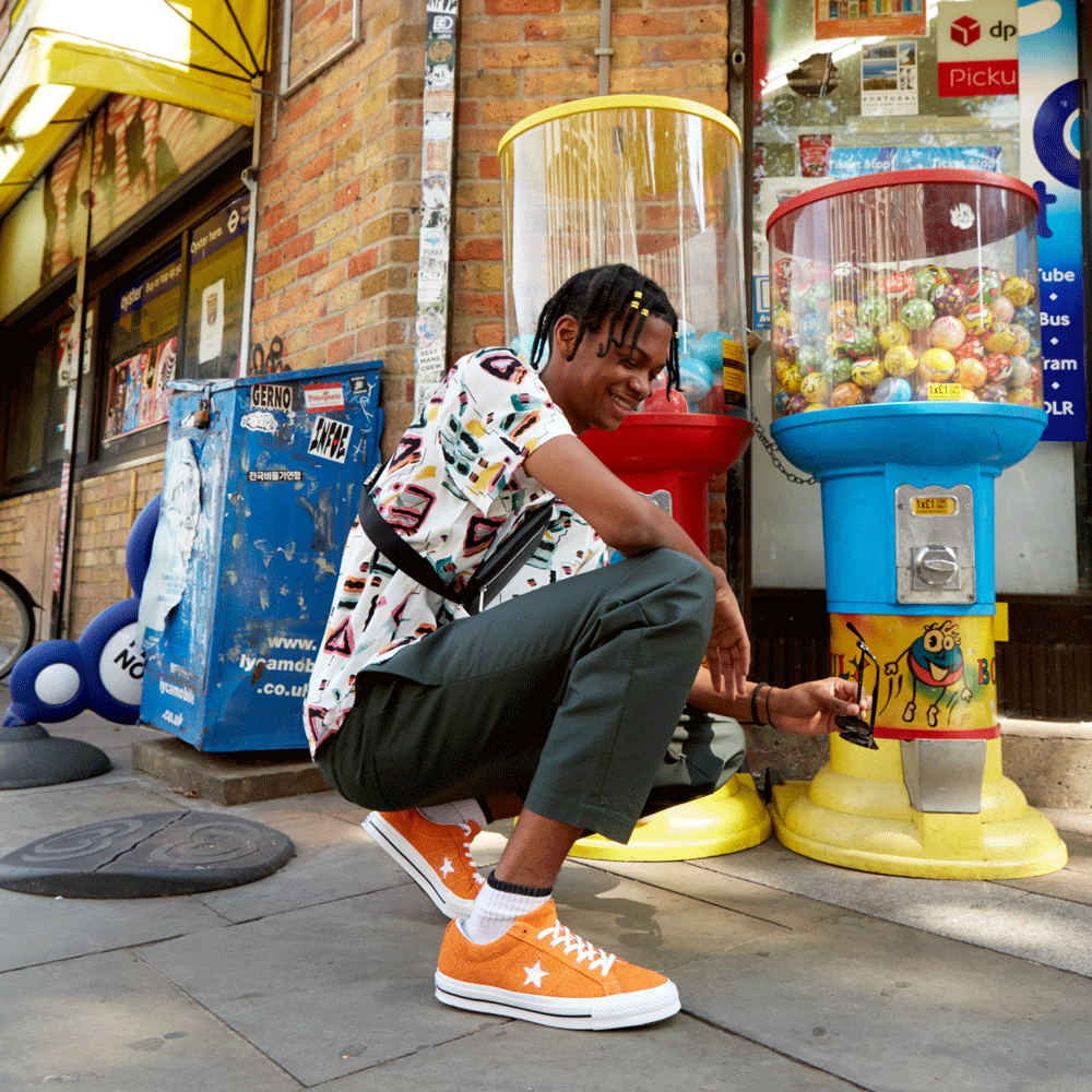 4-top-looks-for-notting-hill-carnival-23.gif