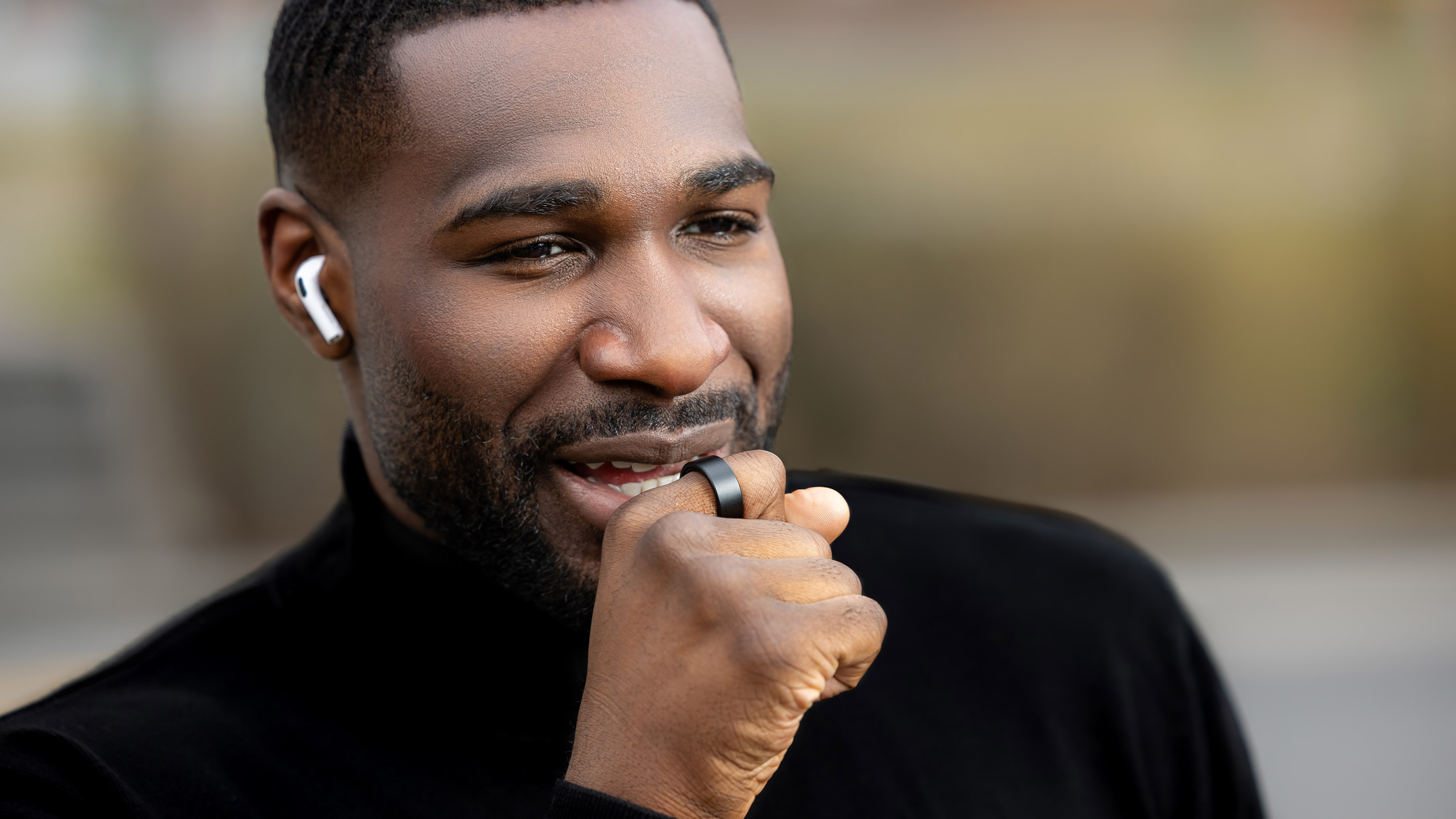 This Smart Ring Is Actually A Secret Microphone Used To Interface With This Smart Ring Is Actually A Secret Microphone Used To Interface With