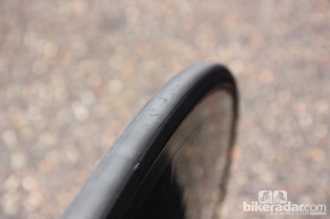 This team-only Continental tubular has a perfectly smooth center tread with fine file-tread shoulders
