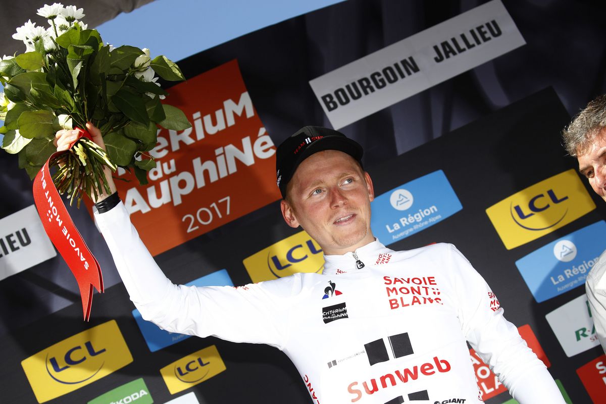 Sam Oomen in the young rider's jersey at the Crit&eacute;rium du Dauphin&eacute;