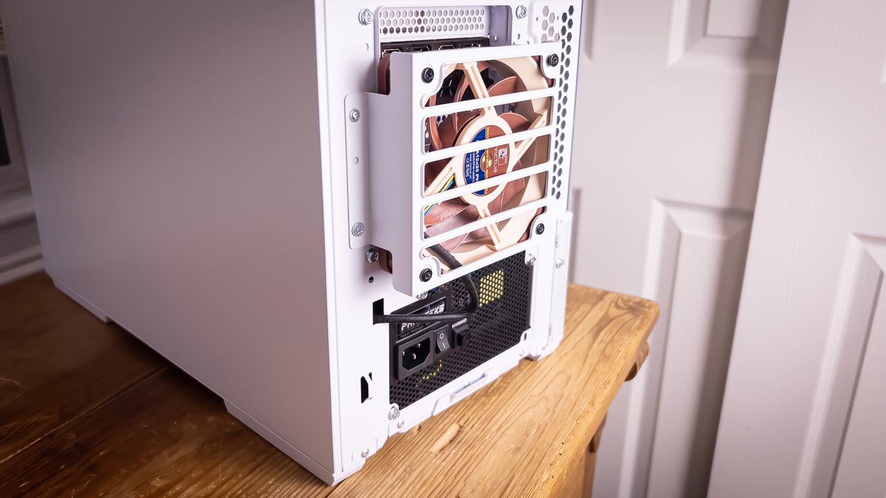 Lian Li Lancool 216 case