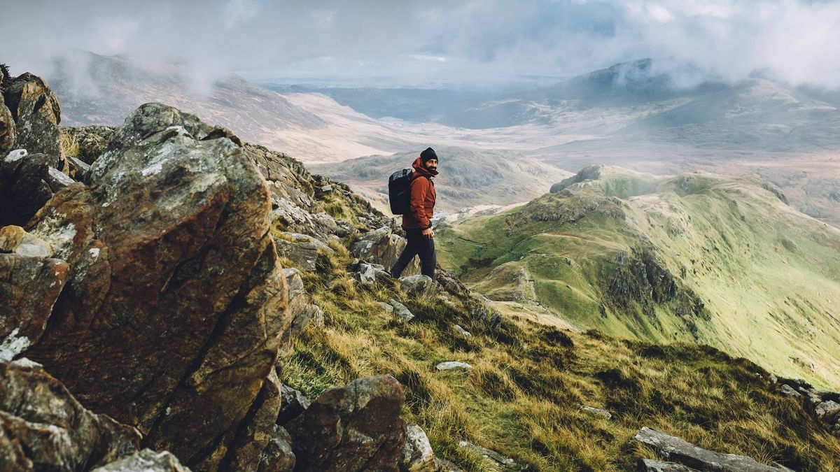 How to warm up after a cold day on the trails or in the mountains