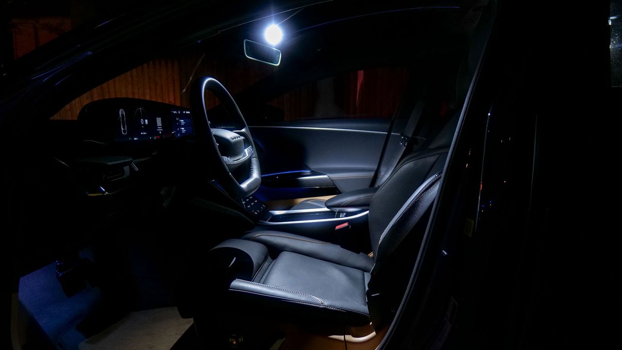 2025 Lucid Air Touring test drive.
