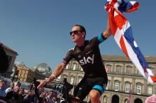 Bradley Wiggins does his best Sid Vicious impersonation