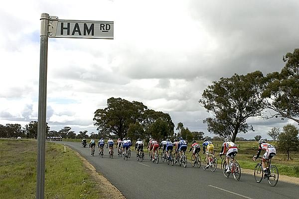 The riders had no time to HAM it up in the strong cross-winds that tortured stage three.