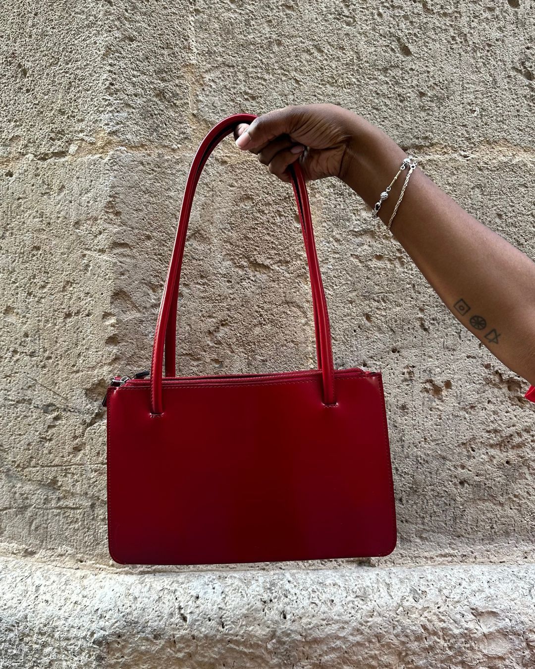 8nmvdvYmZgTVGxWPUCoa7T-320-80 I'm a Stylist and Fashion Expert—This is the Simple Trick I'd Recommend If You Want to Look Classy