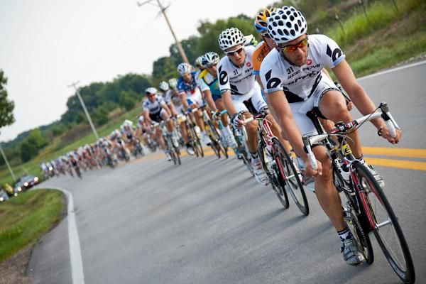 Cerv&eacute;lo still driving hard on the front.