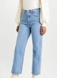 Levi’s, Ribcage Straight Ankle Jeans, $108 | £110