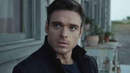 Richard Madden giving an inquisitive look in Eternals
