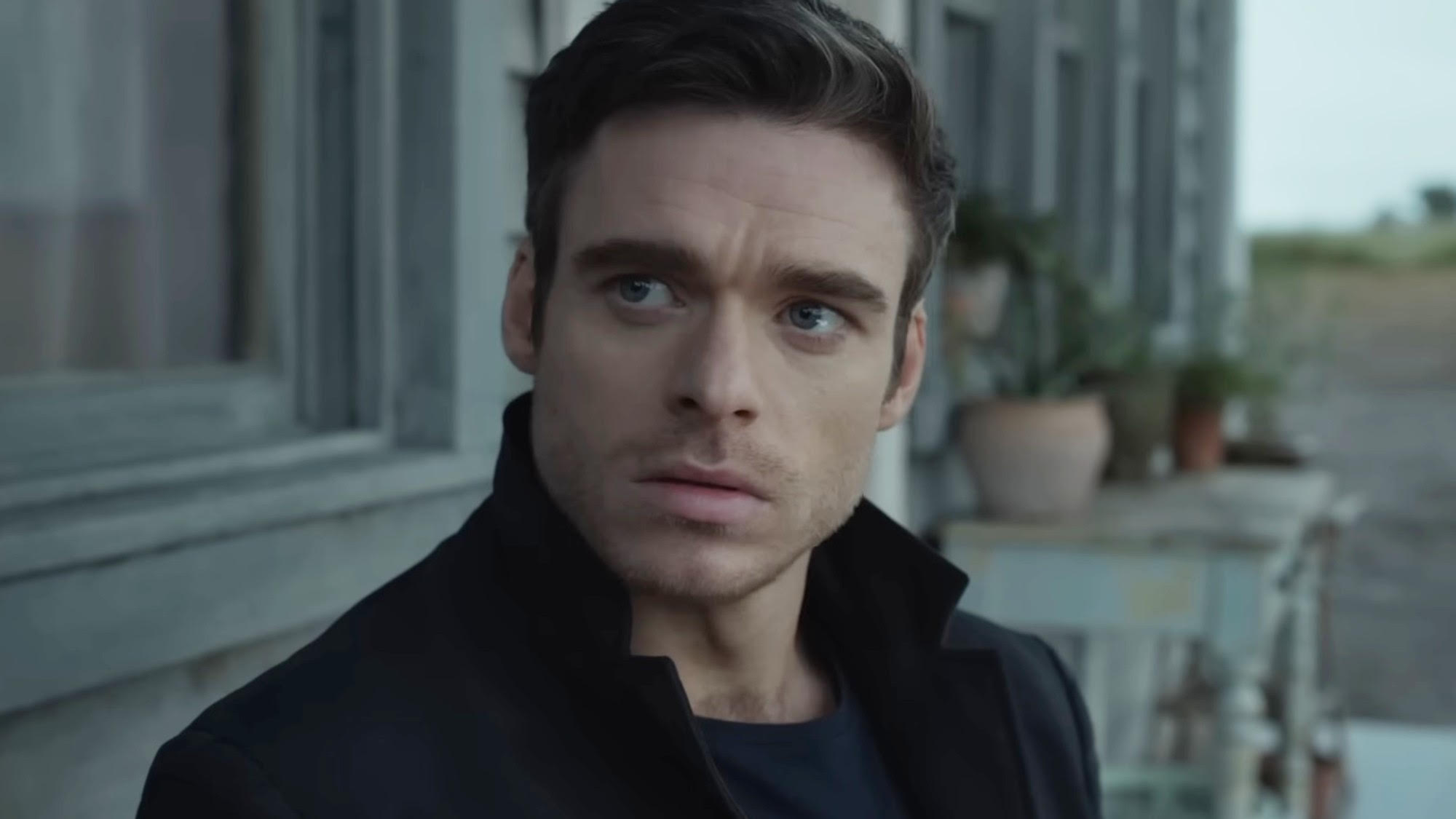 Richard Madden giving an inquisitive look in Eternals