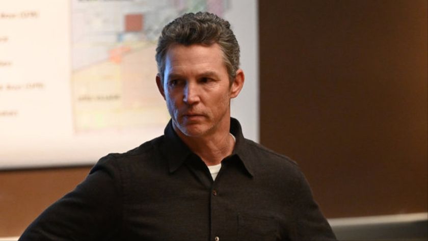 Shawn Hatosy in Chicago P.D. Season 12x15 as Deputy Chief Reid