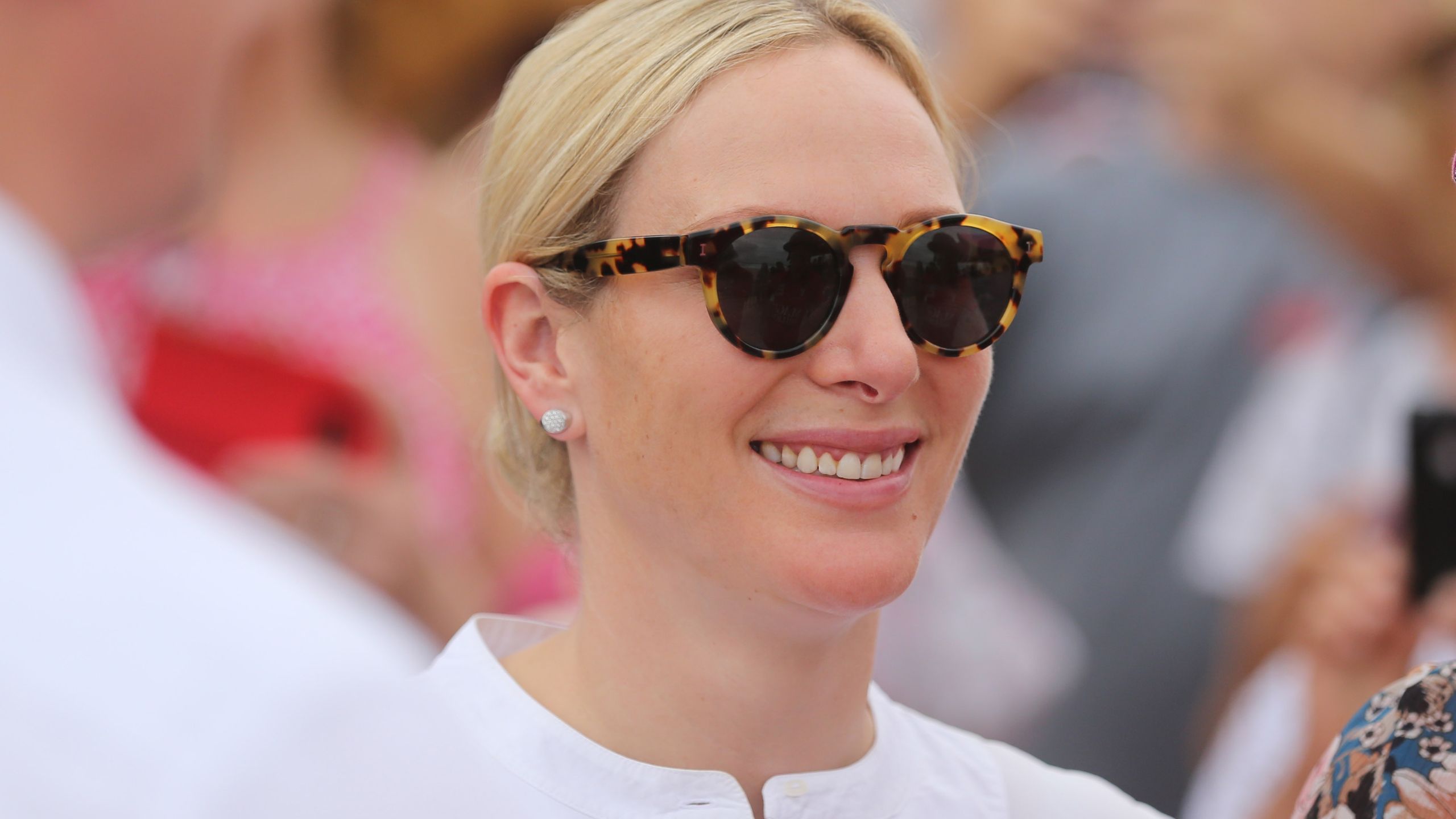 Zara Tindall’s failsafe white jeans look is perfect for winter sun