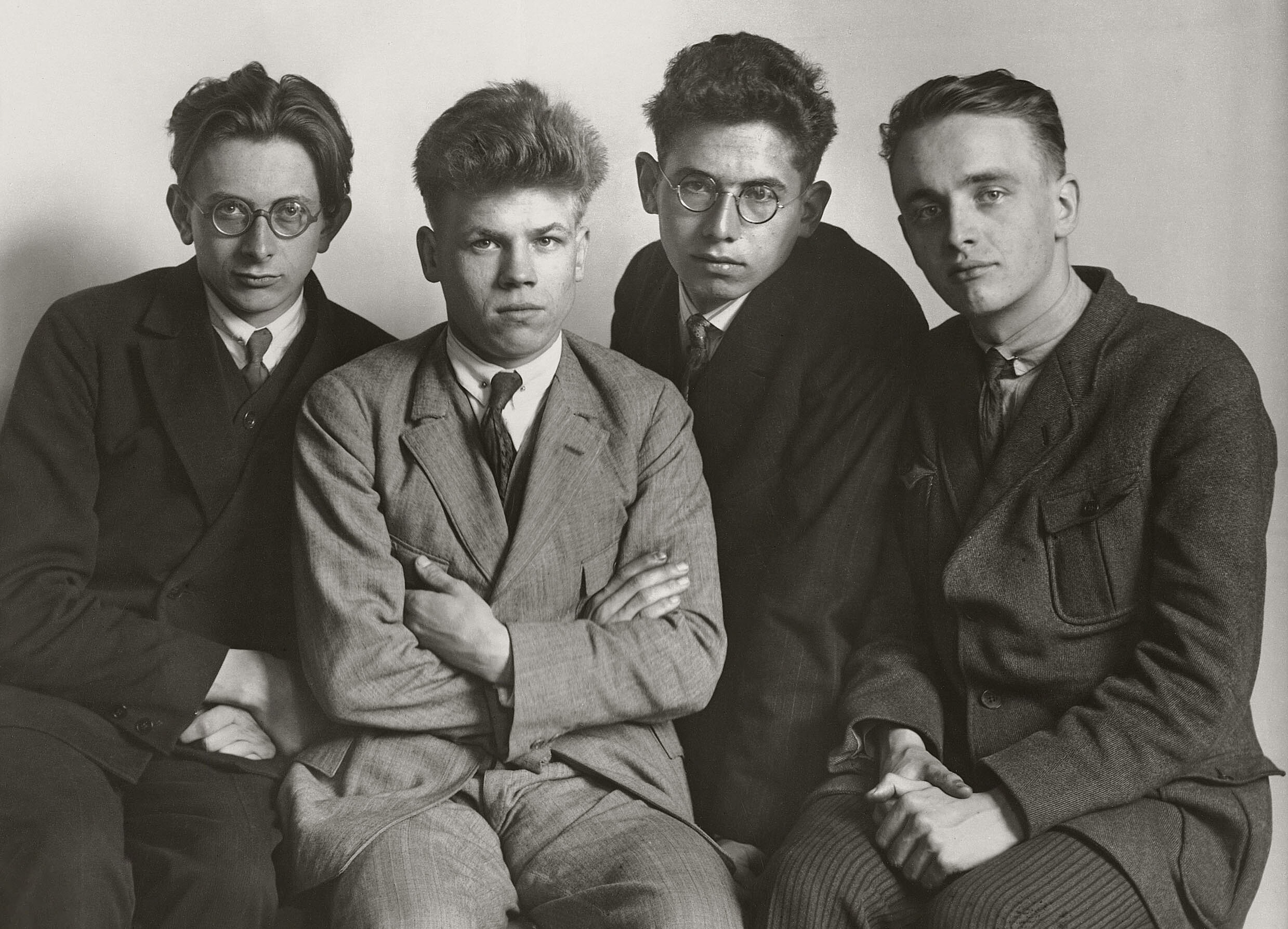 August Sander: Working Students, 1926