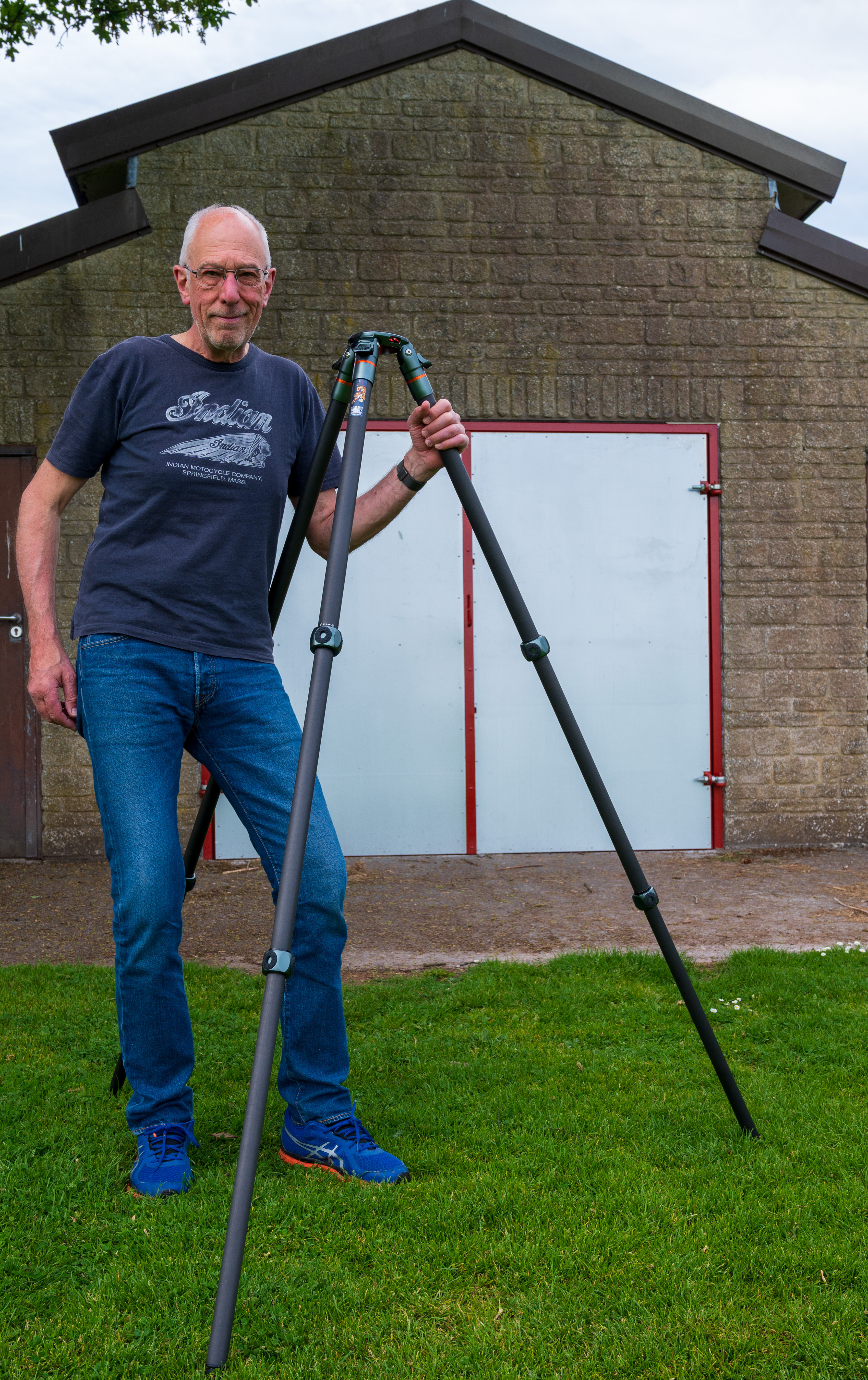 3 Legged Thing Legends Tommy video tripod