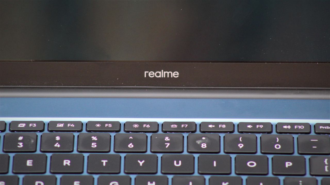 Realme Book Slim