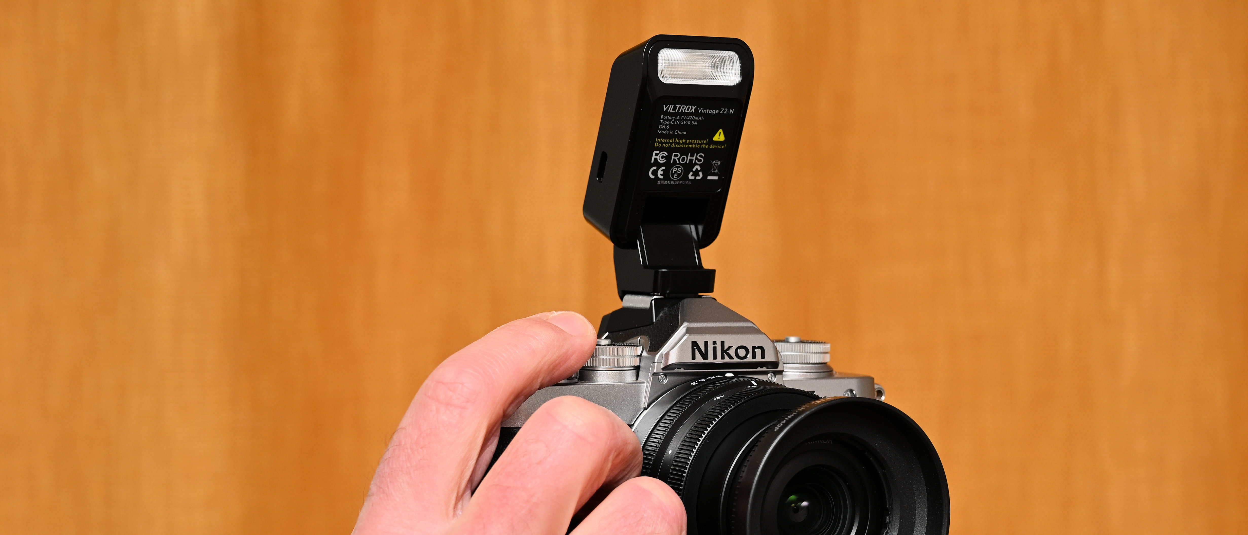 Viltrox Vintage Z2 mini-flash product shot