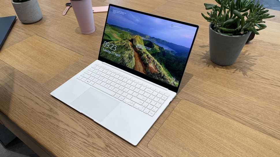 Samsung Galaxy Book Pro vs. MacBook Pro Which laptop will win? Tom's