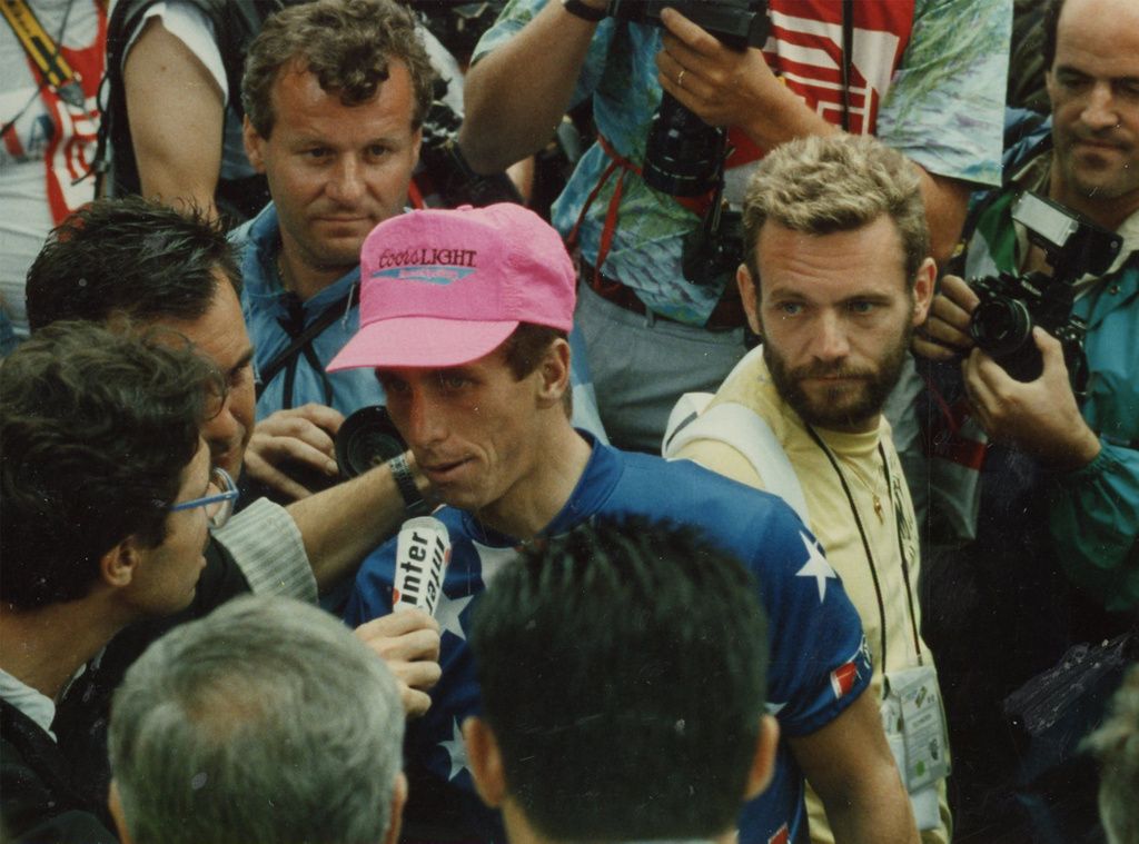 Greg LeMond wears a pink cap after winning the 1989 Worlds