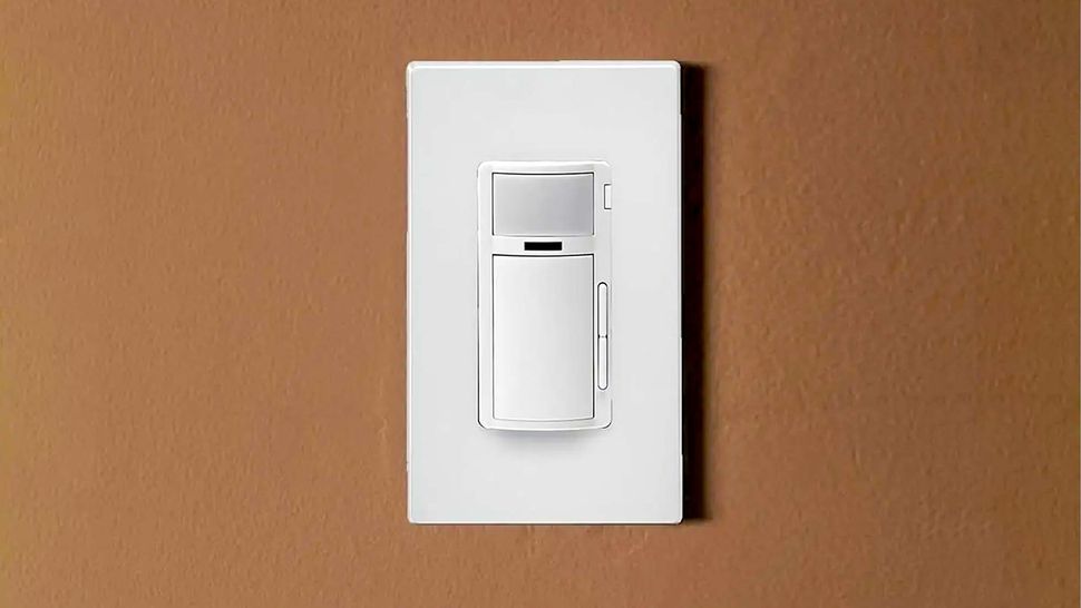 Leviton Decora Smart WiFi Motion sensing Dimmer D2MSD1BW review Tom