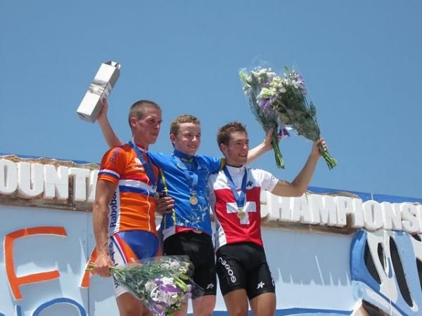 Under 23 men's podium at the European Cross Country Championships