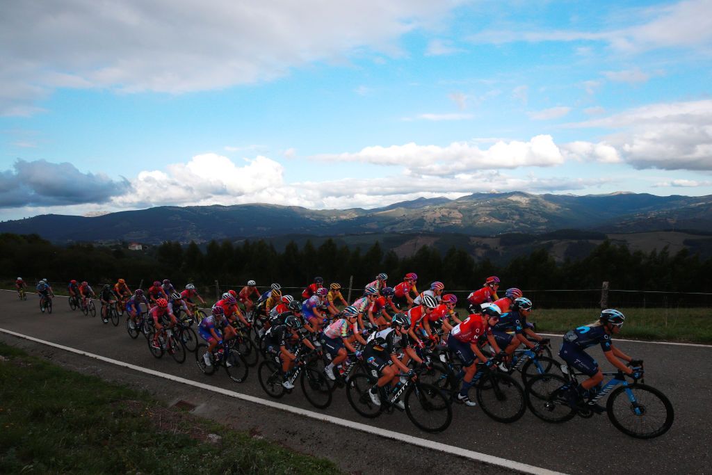 COLINDRES SPAIN SEPTEMBER 08 A general view of the peloton passing through a landscape during the 8th Ceratizit Challenge By La Vuelta 2022 Stage 2 a 1059km stage from Colindres to Colindres CERATIZITChallenge22 UCIWWT on on September 08 2022 in Colindres Spain Photo by Gonzalo Arroyo MorenoGetty Images